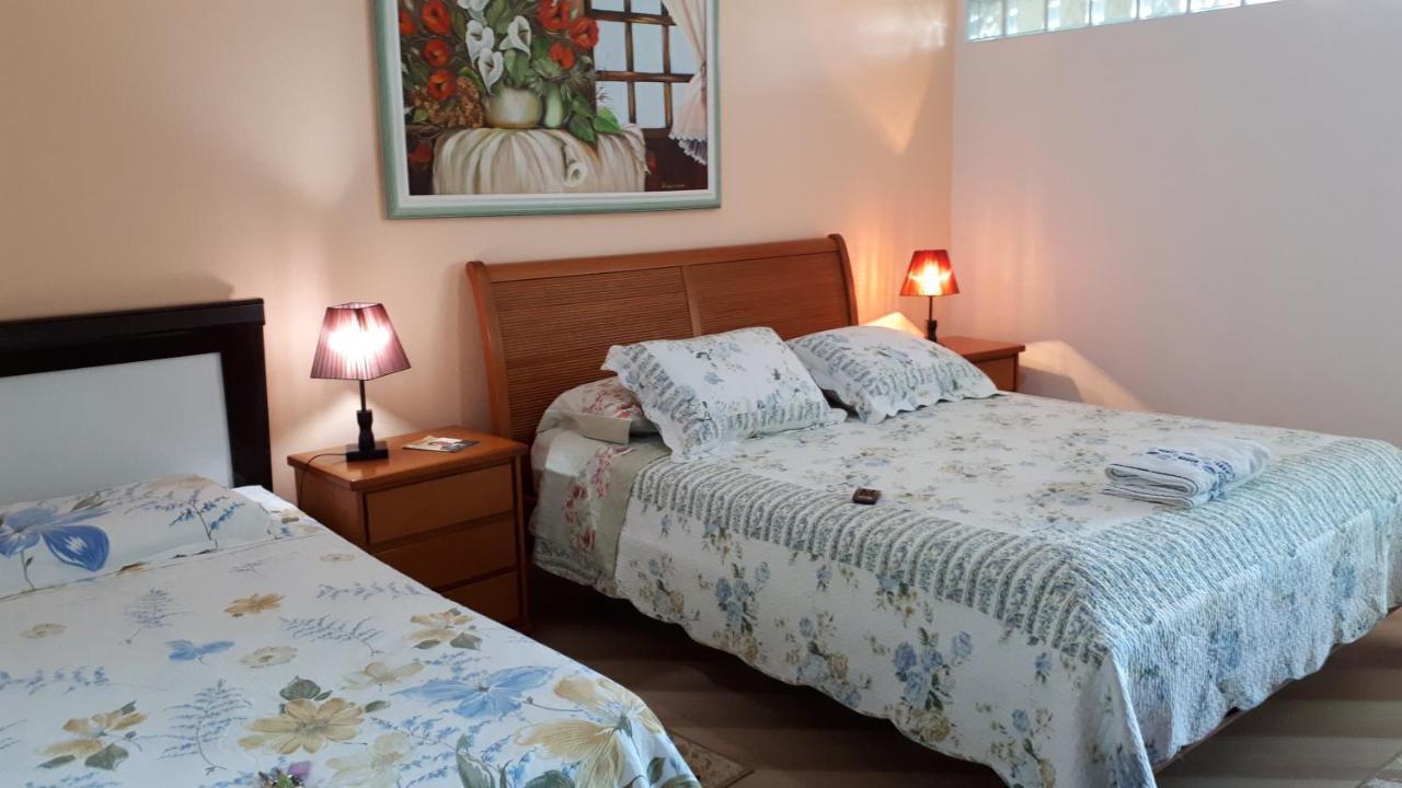 Residencia Familiar Bed and Breakfast Campinas  Eksteriør billede